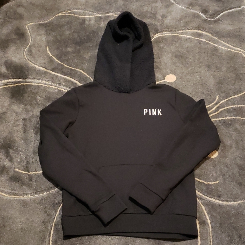 Hooded sweater